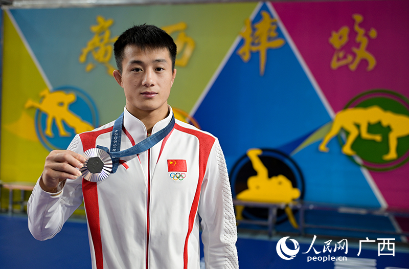 廣西摔跤運(yùn)動員曹利國。人民網(wǎng) 雷琦竣攝