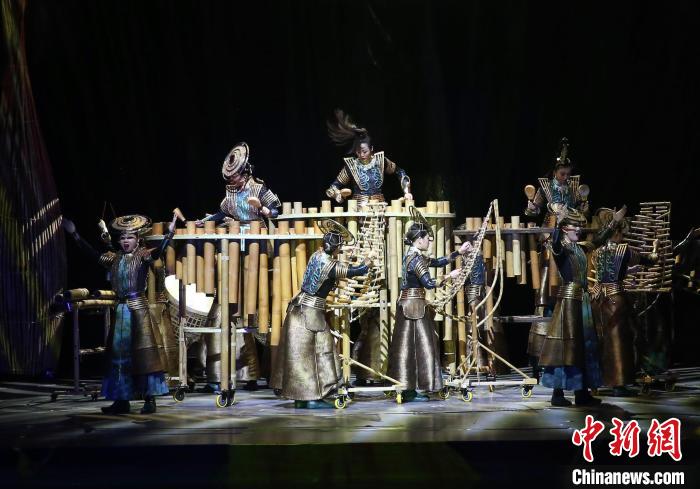 圖為《花腰竹女》演出劇照?！↑S興鴻 攝