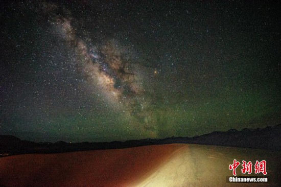 圖為6月20日晚，高原銀河風光。曹枝清 攝